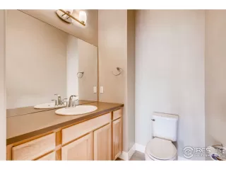 Photo #6: 920317 Listing