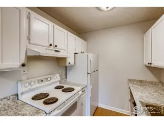 Photo #2: 920324 Listing 