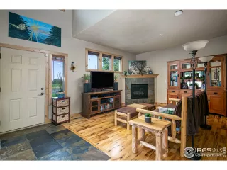 Photo #4: 920360 Listing 