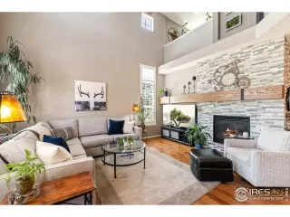 Photo #6: 920385 Listing