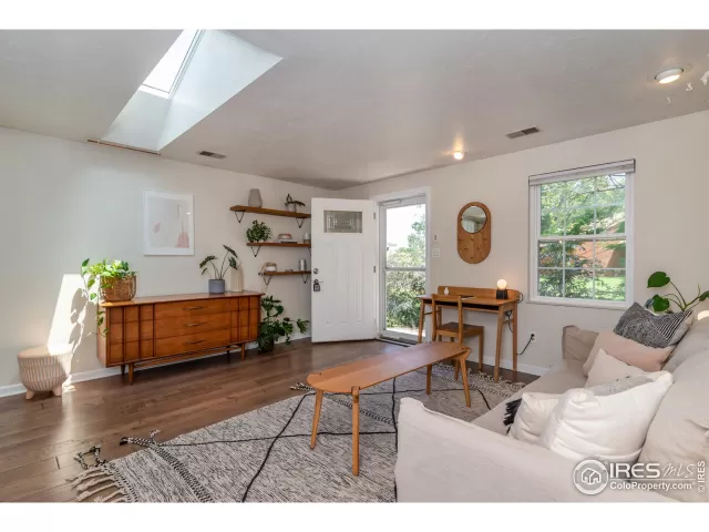 MLS: 920488 Condo For Sale