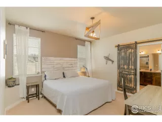 Photo #3: 920515 Listing