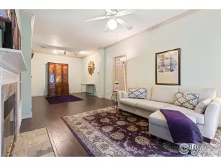 Photo #5: 920521 Listing