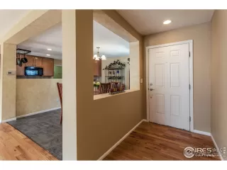 Photo #4: 920602 Listing 