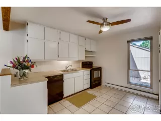 Photo #4: 920646 Listing