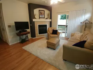 Photo #4: 920666 Listing