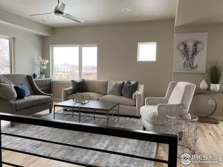 Photo #2: 920699 Listing