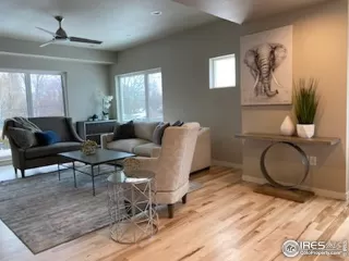 Photo #4: 920699 Listing