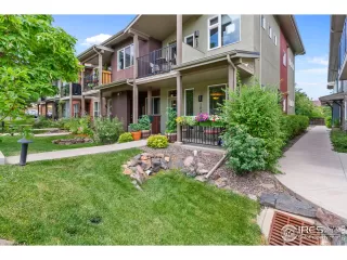 Photo #1: 920717 Listing 