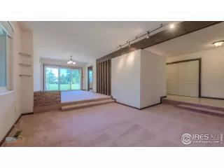 Photo #5: 920814 Listing 