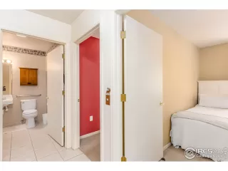 Photo #6: 920837 Listing