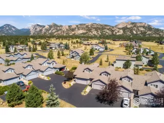 Photo #2: 920918 Listing