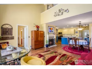 Photo #6: 920918 Listing