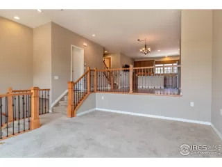 Photo #5: 920968 Listing