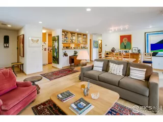 Photo #2: 920983 Listing 