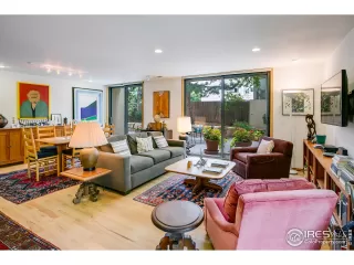 Photo #4: 920983 Listing 