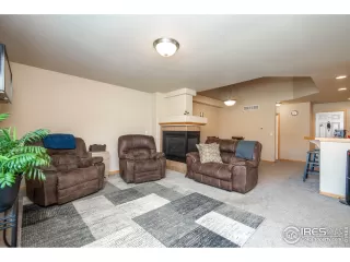 Photo #5: 921025 Listing 