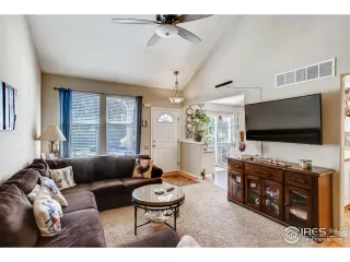 Photo #5: 921032 Listing