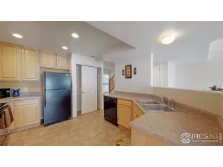 Photo #5: 921039 Listing