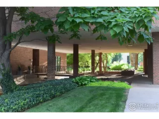 Photo #5: 921072 Listing