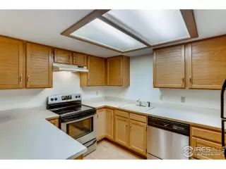 Photo #2: 921140 Listing