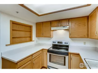 Photo #3: 921140 Listing