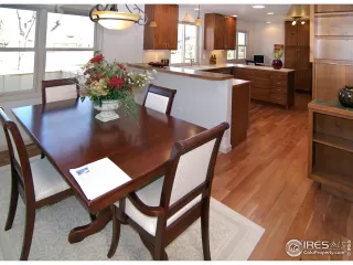 Photo #5: 921180 Listing