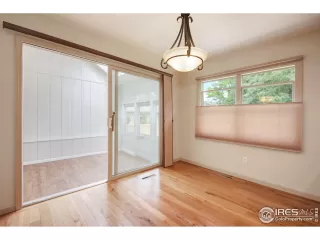 Photo #6: 921180 Listing