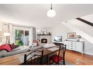 Photo #6: 921207 Listing