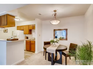 Photo #6: 921325 Listing