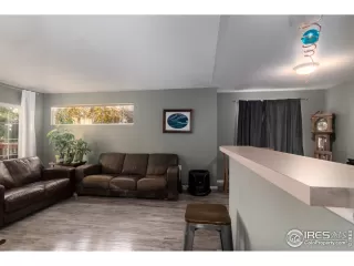 Photo #3: 921364 Listing