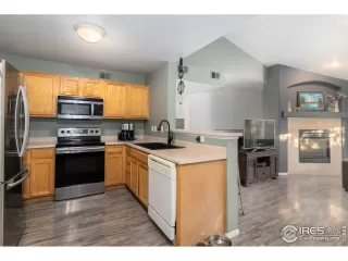 Photo #6: 921364 Listing