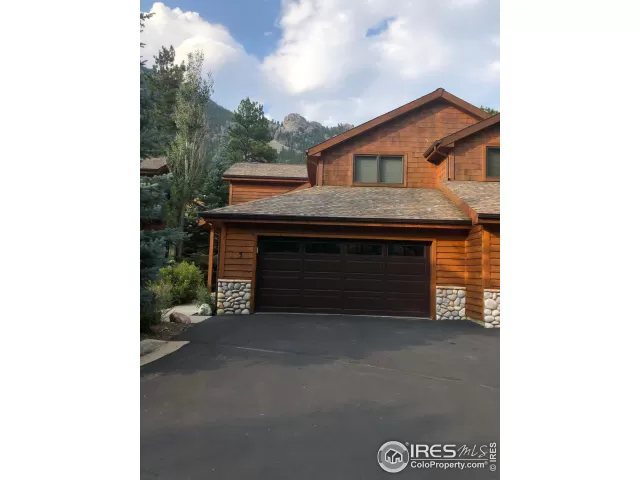 MLS: 921370 Condo For Sale