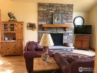 Photo #5: 921370 Listing