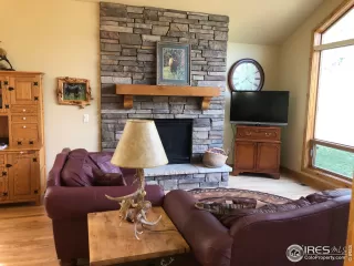 Photo #6: 921370 Listing