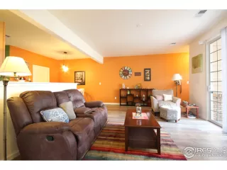 Photo #6: 921451 Listing