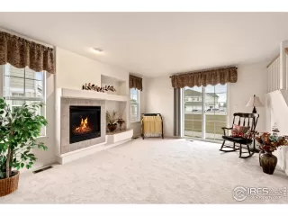 Photo #5: 921460 Listing