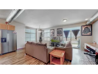 Photo #3: 921487 Listing