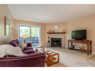 Photo #3: 921506 Listing