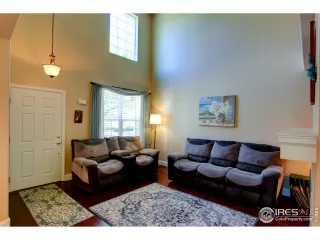 Photo #4: 921584 Listing