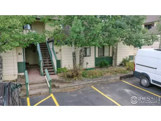 Photo #2: 921590 Listing