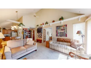 Photo #5: 921590 Listing