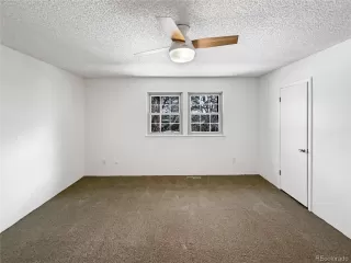 Photo #4: 9216774 Listing