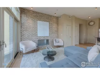 Photo #5: 921680 Listing