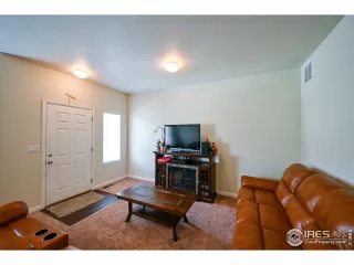 Photo #6: 921695 Listing