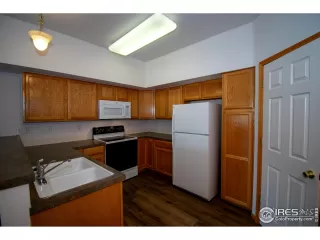 Photo #1: 921728 Listing