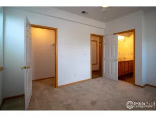 Photo #5: 921728 Listing