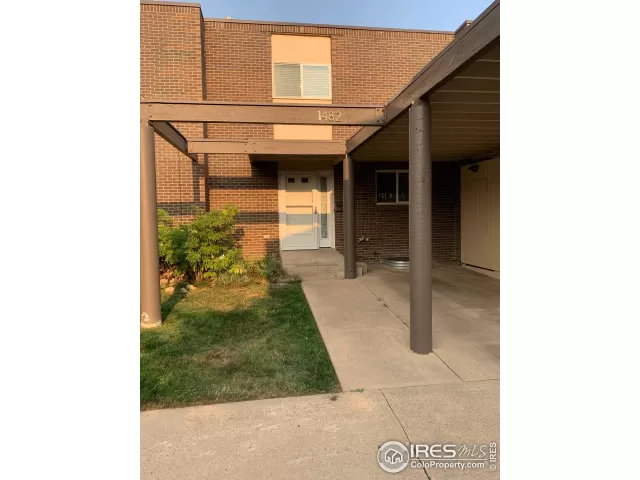 MLS: 921775 Condo For Sale