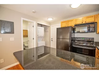 Photo #2: 921800 Listing