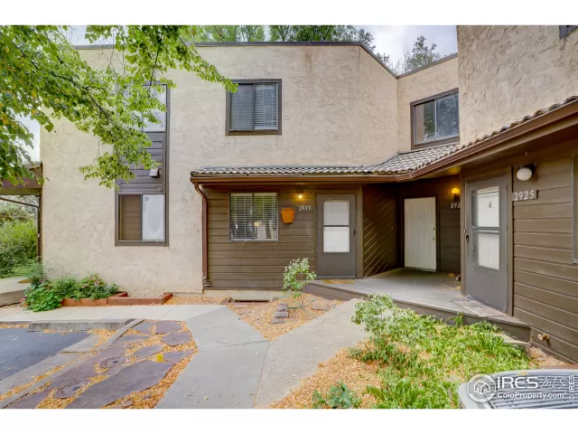 MLS: 921808 Condo For Sale